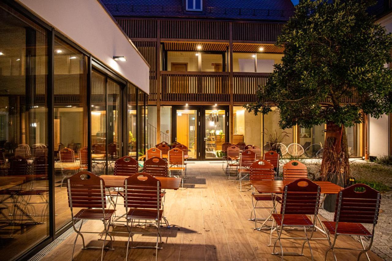 Altstadthotel Brauereigasthof Winkler Берхинг Екстериор снимка