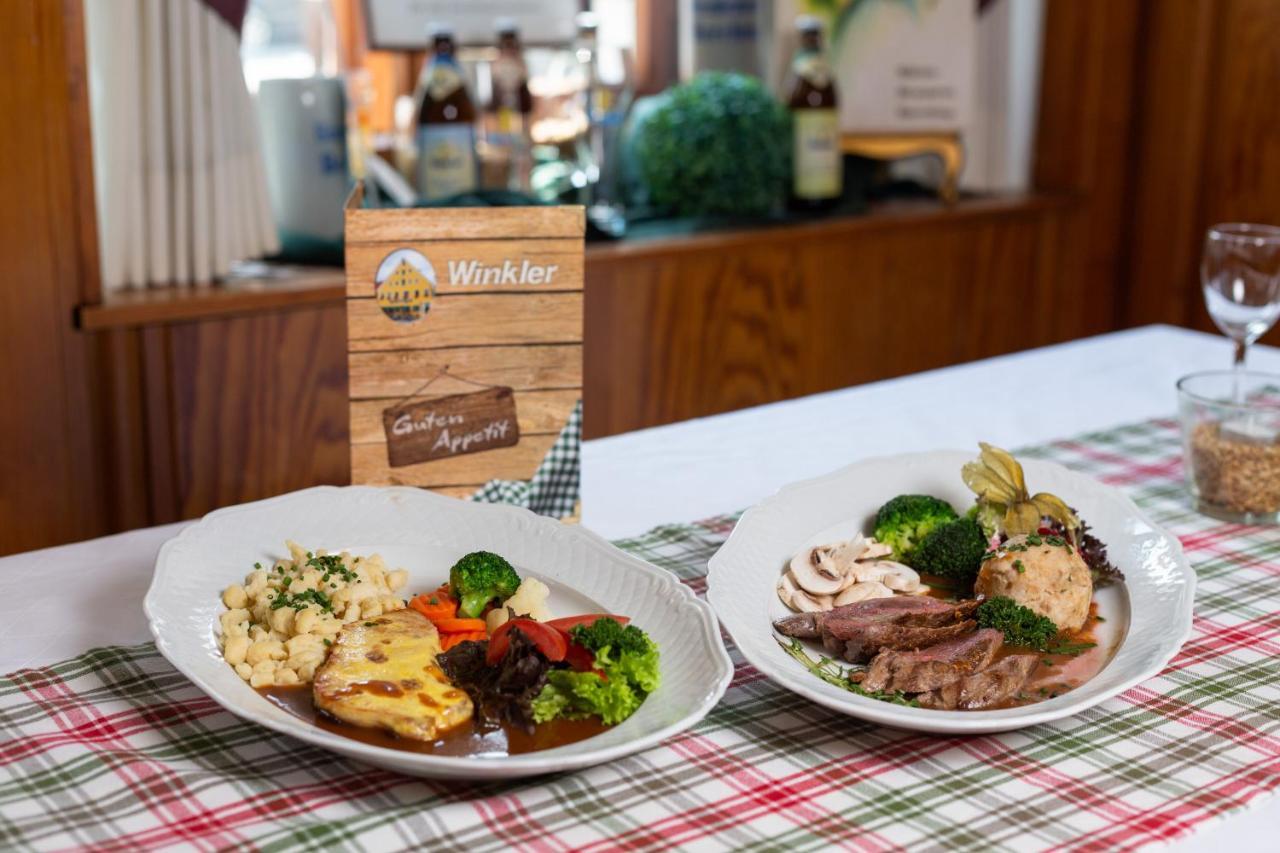 Altstadthotel Brauereigasthof Winkler Берхинг Екстериор снимка